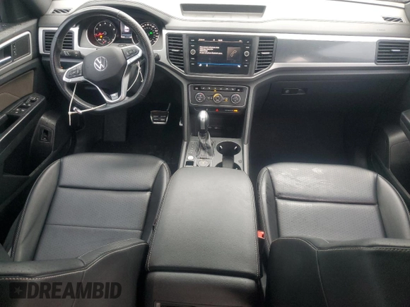 2021 Volkswagen Atlas SE with VIN 1V2NE2CA7MC211044, listed as a Copart auction lot 51333565 with 38,705 mi miles and Salvage title. Bid and sale history available at DreamBid. Image 8.