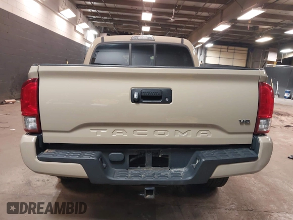 2016 Toyota Tacoma SR with VIN 5TFCZ5AN4GX033255, listed as a IAAI auction lot 41920633 with 71,681 mi miles and . Bid and sale history available at carsss.com. Image 16.