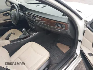 2011 BMW 3 Series 328i xDrive with VIN WBAPK5C56BA662236, listed as a IAAI auction lot 42207015 with 184,118 mi miles and . Bid and sale history available at DreamBid. Image 5.