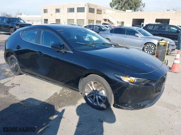 2021 Mazda Mazda3 Hatchback 2.5 S with VIN JM1BPAJLXM1314726, listed as a IAAI auction lot 41193185 with 43,546 mi miles. Bid and sale history available at carsss.com. Image 1.