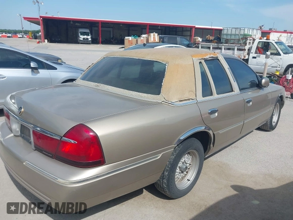 2000 Mercury Grand Marquis LS с VIN 2MEFM75W4YX667444, выставлен на аукционе IAAI как лот 42262846 с пробегом 163 108 миль миль и . История ставок и продаж доступна на DreamBid. Изображение 4.