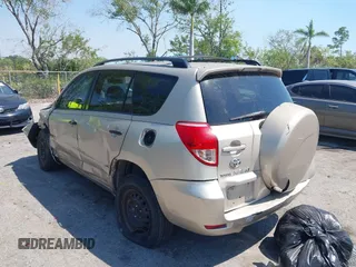2008 Toyota RAV4 with VIN JTMZD33V186070507, listed as a IAAI auction lot 41849087 with 126,612 mi miles. Bid and sale history available at carsss.com. Image 13.
