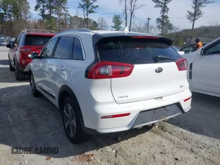2017 Kia Niro FE with VIN KNDCB3LC1H5089168, listed as a IAAI auction lot 41574413 with 102,844 mi miles. Bid and sale history available at carsss.com. Image 3.