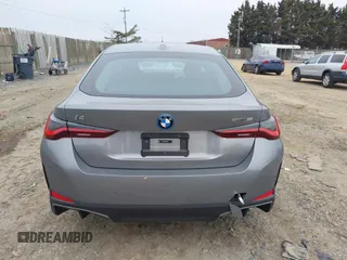 2024 BMW i4 eDrive35 z VIN WBY43AW05RFT22034, wystawiony jako IAAI lot #41545162 z przebiegiem 1499 mil mil oraz . Historia ofert i sprzedaży dostępna na DreamBid. Obrazek 16.
