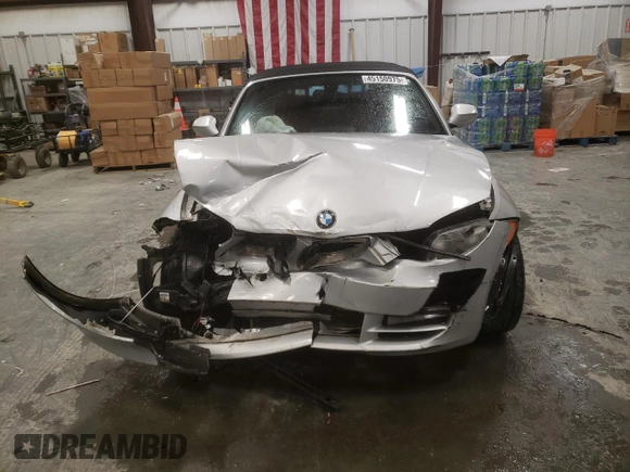 2011 BMW 1 Series 128i with VIN WBAUL7C52BVM80814, listed as a Copart auction lot 45150975 with 186,716 mi miles and Salvage title. Bid and sale history available at DreamBid. Image 5.