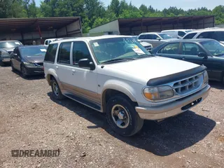 1997 Ford Explorer XLT z VIN 1FMDU35PXVZA53669, wystawiony jako IAAI lot #42253791 z przebiegiem 186 521 mil mil oraz . Historia ofert i sprzedaży dostępna na DreamBid. Obrazek 1.