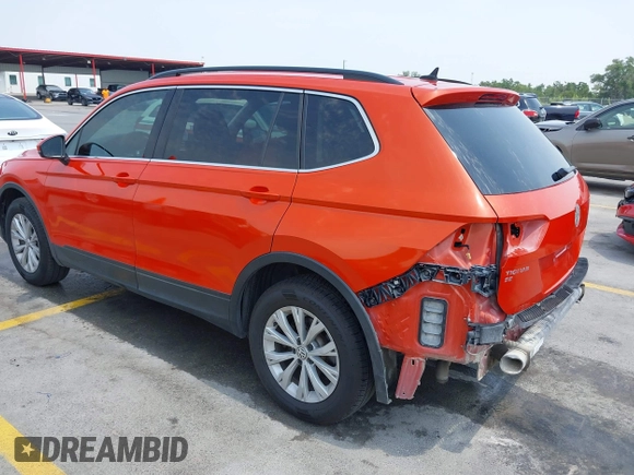2019 Volkswagen Tiguan SE with VIN 3VV3B7AX4KM045617, listed as a IAAI auction lot 42295749 with 79,339 mi miles and . Bid and sale history available at DreamBid. Image 3.