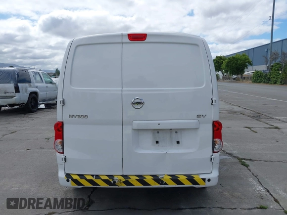 2021 Nissan NV200 SV z VIN 3N6CM0KN3MK706501, wystawiony jako IAAI lot #42262247 z przebiegiem 96 026 mil mil oraz . Historia ofert i sprzedaży dostępna na DreamBid. Obrazek 16.