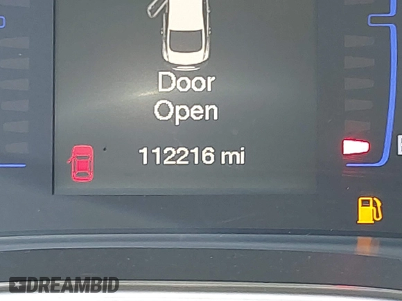 2016 Chrysler 200 Limited with VIN 1C3CCCAB7GN134043, listed as a IAAI auction lot 41600807 with 112,216 mi miles. Bid and sale history available at carsss.com. Image 15.