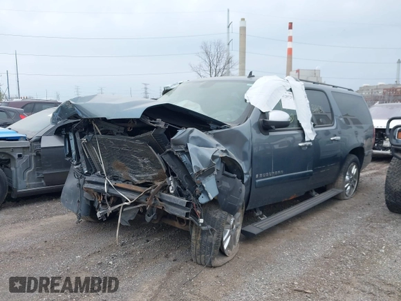 2008 Chevrolet Suburban LTZ with VIN 3GNFK16338G159735, listed as a IAAI auction lot 41289729 with 341,631 mi miles. Bid and sale history available at carsss.com. Image 6.