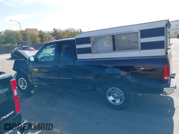 2002 Ford F-150 XL with VIN 1FTRX17L02NB79722, listed as a IAAI auction lot 41538404 with 202,050 mi miles. Bid and sale history available at carsss.com. Image 15.