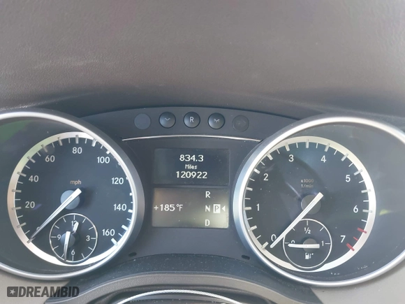2012 Mercedes-Benz R-Class R 350 with VIN 4JGCB5HEXCA146176, listed as a IAAI auction lot 41442159 with 120,922 mi miles. Bid and sale history available at carsss.com. Image 7.