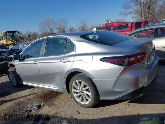2023 Toyota Camry LE z VIN 4T1C11AK1PU771615, wystawiony jako IAAI lot #41679085 z przebiegiem 20 230 mil mil oraz . Historia ofert i sprzedaży dostępna na DreamBid. Obrazek 15.