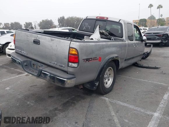 2003 Toyota Tundra SR5 with VIN 5TBBT44113S350273, listed as a IAAI auction lot 40482066 with 219,831 mi miles and . Bid and sale history available at DreamBid. Image 4.