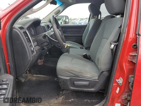 2013 Ram 1500 ST z VIN 1C6RR7FPXDS588582, wystawiony jako Copart lot #56276915 z przebiegiem 228 456 mil mil oraz Szkoda całkowita • Salvage title. Historia ofert i sprzedaży dostępna na DreamBid. Obrazek 7.