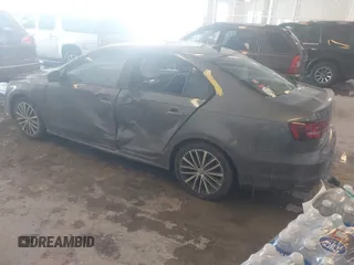 2016 Volkswagen Jetta Sport z VIN 3VWD17AJ9GM250243, wystawiony jako IAAI lot #41618054 z przebiegiem 38 520 mil mil oraz . Historia ofert i sprzedaży dostępna na DreamBid. Obrazek 3.