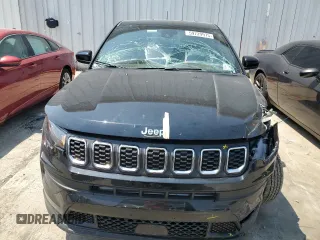 2024 Jeep Compass Sport with VIN 3C4NJDAN8RT173303, listed as a Copart auction lot 59729975 with 3,612 mi miles and Salvage title. Bid and sale history available at DreamBid. Image 5.