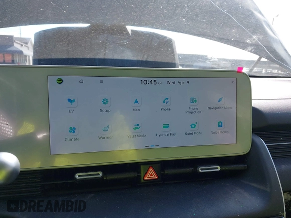 2024 Hyundai Ioniq 5 SE z VIN KM8KMDDF1RU328936, wystawiony jako IAAI lot #41983318 z przebiegiem 16 900 mil mil oraz . Historia ofert i sprzedaży dostępna na DreamBid. Obrazek 18.