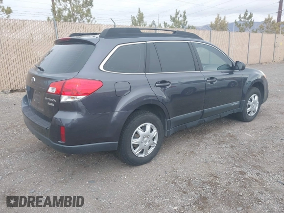 2013 Subaru Outback 2.5i с VIN 4S4BRBAC0D3269683, выставлен на аукционе IAAI как лот 41509711 с пробегом 121 598 миль миль и . История ставок и продаж доступна на DreamBid. Изображение 4.