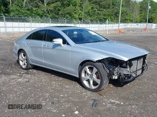 2012 Mercedes-Benz CLS 550 с VIN WDDLJ7DBXCA033655, выставлен на аукционе IAAI как лот 42252855 с пробегом 71 471 миль миль и . История ставок и продаж доступна на DreamBid. Изображение 1.