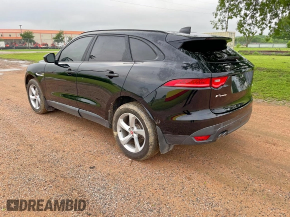 2017 Jaguar F-Pace 20d Premium with VIN SADCJ2BN9HA096252, listed as a Copart auction lot 55564935 with 98,439 mi miles and Clean Title. Bid and sale history available at DreamBid. Image 3.