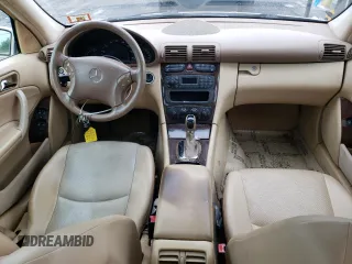 2003 Mercedes-Benz C 240 с VIN WDBRF81J13F374211, выставлен на аукционе Copart как лот 61156455 с пробегом 83 001 миль миль и Списание • Salvage title. История ставок и продаж доступна на DreamBid. Изображение 8.