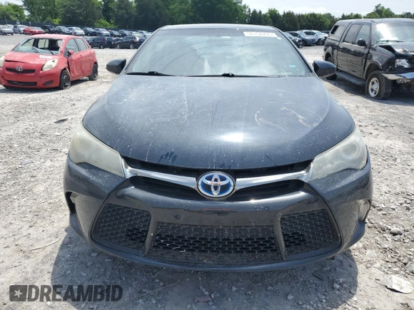 2015 Toyota Camry LE z VIN 4T1BD1FK9FU142761, wystawiony jako Copart lot #56158295 z przebiegiem 127 761 mil mil oraz Szkoda całkowita • Salvage title. Historia ofert i sprzedaży dostępna na DreamBid. Obrazek 5.