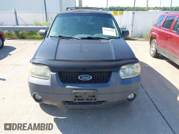 2006 Ford Escape XLT with VIN 1FMYU03176KA55498, listed as a IAAI auction lot 42499429 with 156,298 mi miles and . Bid and sale history available at DreamBid. Image 6.