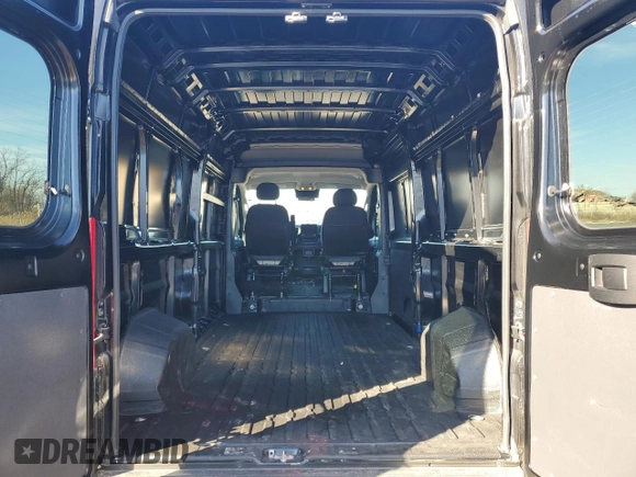 2023 Ram ProMaster Cargo with VIN 3C6MRVHG5PE516885, listed as a Copart auction lot 43197775 with 25,918 mi miles and Clean Title. Bid and sale history available at carsss.com. Image 10.