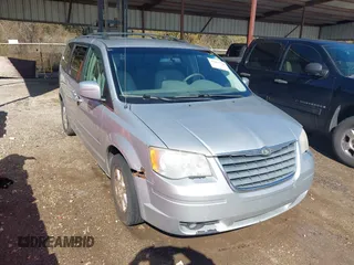 2008 Chrysler Town & Country Touring with VIN 2A8HR54P18R821759, listed as a IAAI auction lot 41465718 with 244,590 mi miles and . Bid and sale history available at DreamBid. Image 1.