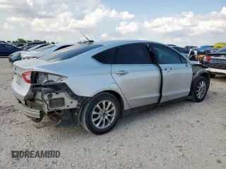 2016 Ford Fusion S z VIN 3FA6P0G70GR265543, wystawiony jako Copart lot #59754105 z przebiegiem 133 713 mil mil oraz Szkoda całkowita • Salvage title. Historia ofert i sprzedaży dostępna na DreamBid. Obrazek 3.