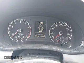 2012 Volkswagen Passat SE z VIN 1VWBH7A3XCC108676, wystawiony jako IAAI lot #41897380 z przebiegiem 94 066 mil mil oraz . Historia ofert i sprzedaży dostępna na DreamBid. Obrazek 7.