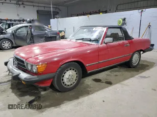 1987 Mercedes-Benz 560 SL with VIN WDBBA48D8HA067597, listed as a Copart auction lot 86120744 with 136,772 mi miles and Clean Title. Bid and sale history available at carsss.com. Image 1.