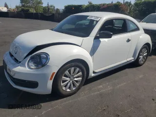 2015 Volkswagen Beetle Fleet Edition with VIN 3VWF17AT3FM620417, listed as a Copart auction lot 60671335 with 80,880 mi miles and Salvage title. Bid and sale history available at DreamBid. Image 1.