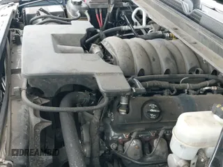 2016 Chevrolet Tahoe LT z VIN 1GNSCBKC2GR225410, wystawiony jako IAAI lot #42994335 z przebiegiem 321 511 mil mil oraz . Historia ofert i sprzedaży dostępna na DreamBid. Obrazek 19.