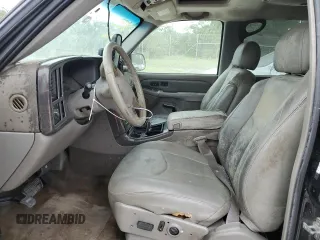 2006 GMC Sierra Denali z VIN 2GTEK63N161166776, wystawiony jako Copart lot #76421984 z przebiegiem Nie podano mil oraz Szkody całkowita. Historia ofert i sprzedaży dostępna na DreamBid. Obrazek 7.