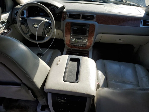 2007 Chevrolet Suburban LTZ with VIN 1GNFK16347J256505, listed as a Copart auction lot 45128085 with 219,475 mi miles and Clean Title. Bid and sale history available at carsss.com. Image 8.
