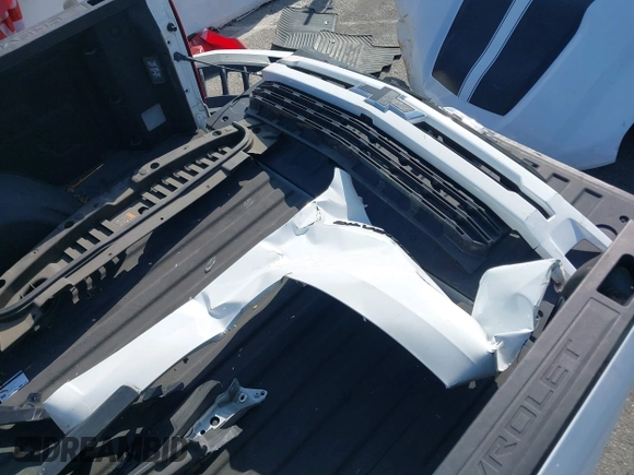 2020 Chevrolet Silverado 1500 with VIN 1GCPWDEKXLZ327066, listed as a IAAI auction lot 40328489 with 43,536 mi miles and . Bid and sale history available at DreamBid. Image 12.