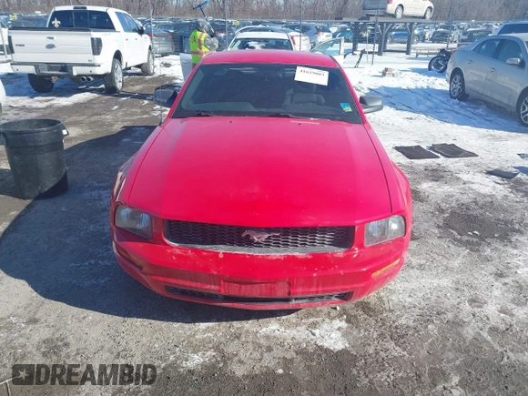2006 Ford Mustang Standard with VIN 1ZVFT80N465261264, listed as a IAAI auction lot 41629083 with 85,945 mi miles. Bid and sale history available at carsss.com. Image 12.