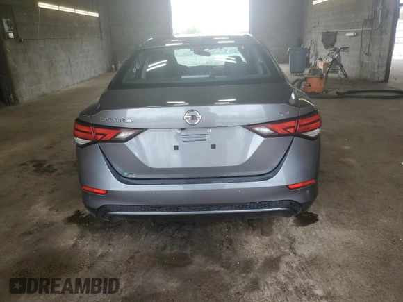2021 Nissan Sentra SV z VIN 3N1AB8CV1MY256263, wystawiony jako Copart lot #55847445 z przebiegiem 60 037 mil mil oraz Szkoda całkowita • Salvage title. Historia ofert i sprzedaży dostępna na DreamBid. Obrazek 6.