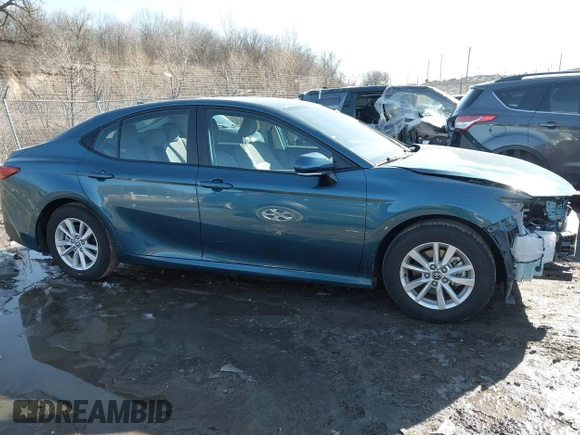 2025 Toyota Camry LE with VIN 4T1DAACK5SU068576, listed as a IAAI auction lot 41746222 with 3,674 mi miles and . Bid and sale history available at DreamBid. Image 14.