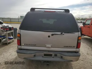 2005 Chevrolet Suburban Z71 with VIN 3GNFK16ZX5G110659, listed as a Copart auction lot 51700115 with 223,329 mi miles and Salvage title. Bid and sale history available at DreamBid. Image 6.