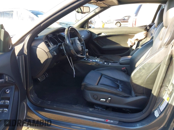 2014 Audi S5 Premium Plus z VIN WAUCGAFH4EN001316, wystawiony jako IAAI lot #41425673 z przebiegiem 97 089 mil mil oraz . Historia ofert i sprzedaży dostępna na DreamBid. Obrazek 5.