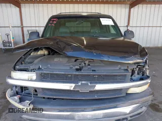 2002 Chevrolet Tahoe LS with VIN 1GNEC13V42J188049, listed as a IAAI auction lot 42538707 with 287,452 mi miles and . Bid and sale history available at DreamBid. Image 6.