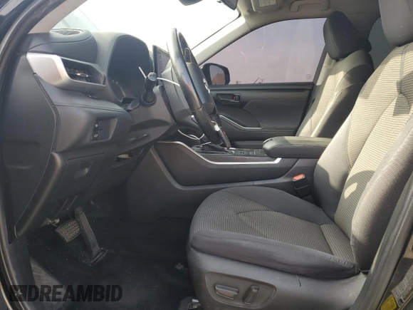 2020 Toyota Highlander LE z VIN 5TDBZRBH2LS502483, wystawiony jako Copart lot #61066535 z przebiegiem 126 820 mil mil oraz Szkoda całkowita • Salvage title. Historia ofert i sprzedaży dostępna na DreamBid. Obrazek 7.