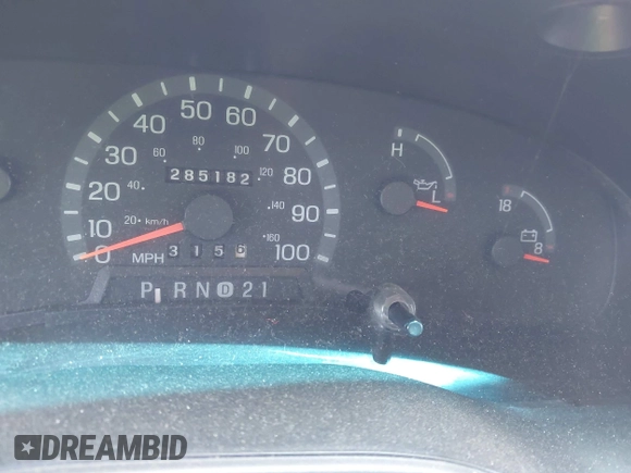 2001 Ford Econoline Passenger XL с VIN 1FBSS31S61HA97085, выставлен на аукционе IAAI как лот 42692511 с пробегом 285 182 миль миль и . История ставок и продаж доступна на DreamBid. Изображение 7.