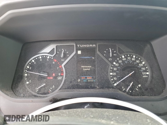 2022 Toyota Tundra SR z VIN 5TFKB5DA7NX047592, wystawiony jako Copart lot #51610295 z przebiegiem 50 737 mil mil oraz Szkoda całkowita • Salvage title. Historia ofert i sprzedaży dostępna na DreamBid. Obrazek 9.