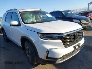 2025 Honda Pilot Touring с VIN 5FNYG1H76SB010588, выставлен на аукционе IAAI как лот 41320089 с пробегом 13 821 миль миль и . История ставок и продаж доступна на DreamBid. Изображение 1.