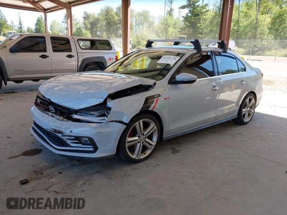 2017 Volkswagen Jetta GLI с VIN 3VW4T7AJ4HM407124, выставлен на аукционе IAAI как лот 42391726 с пробегом 108 898 миль миль и . История ставок и продаж доступна на DreamBid. Изображение 2.