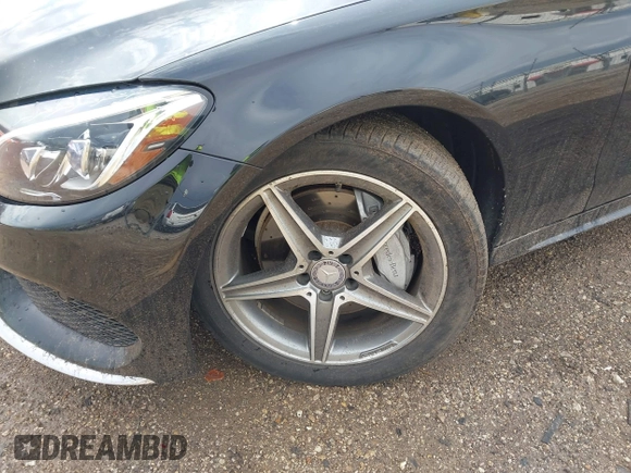 2015 Mercedes-Benz C-Class C 400 with VIN 55SWF6GB5FU029229, listed as a IAAI auction lot 41914780 with 106,038 mi miles. Bid and sale history available at carsss.com. Image 17.